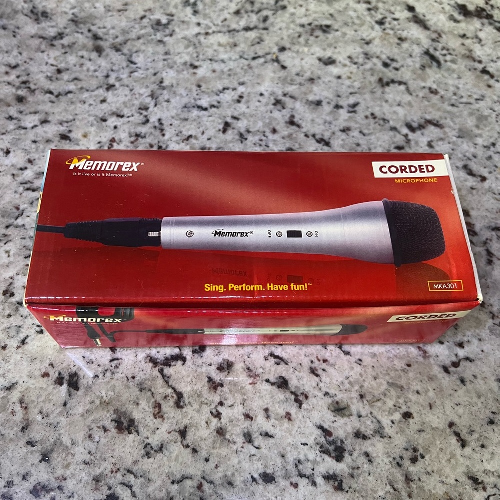 New - Memorex Corded Microphone MKA301 10 - Picture 2 of 3